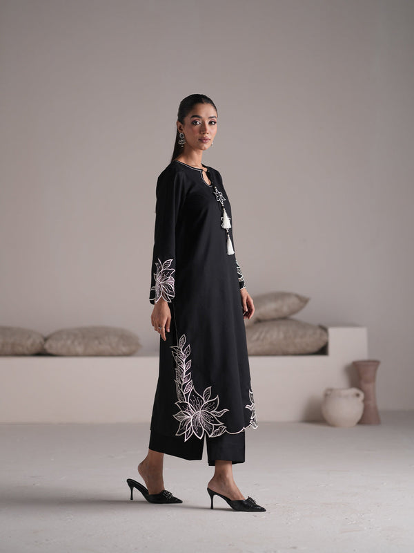 NIGHT BLOOM | 2PC STITCHED