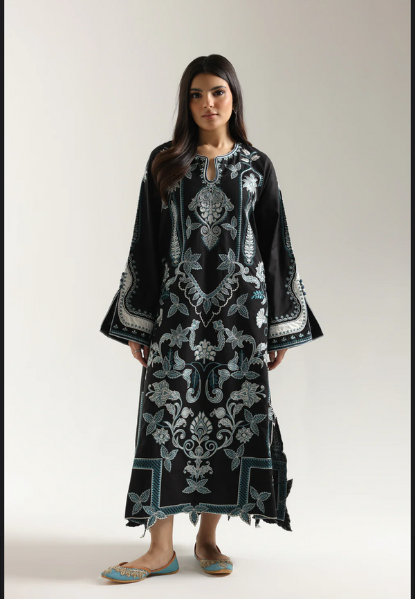 Embroidered kaftan