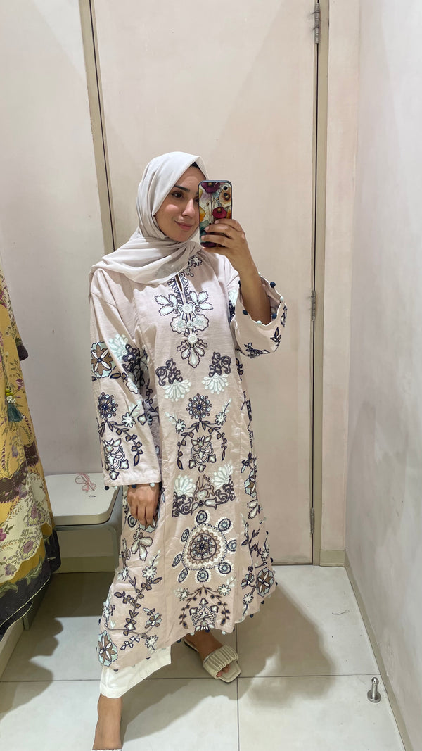 Embroidered kaftan