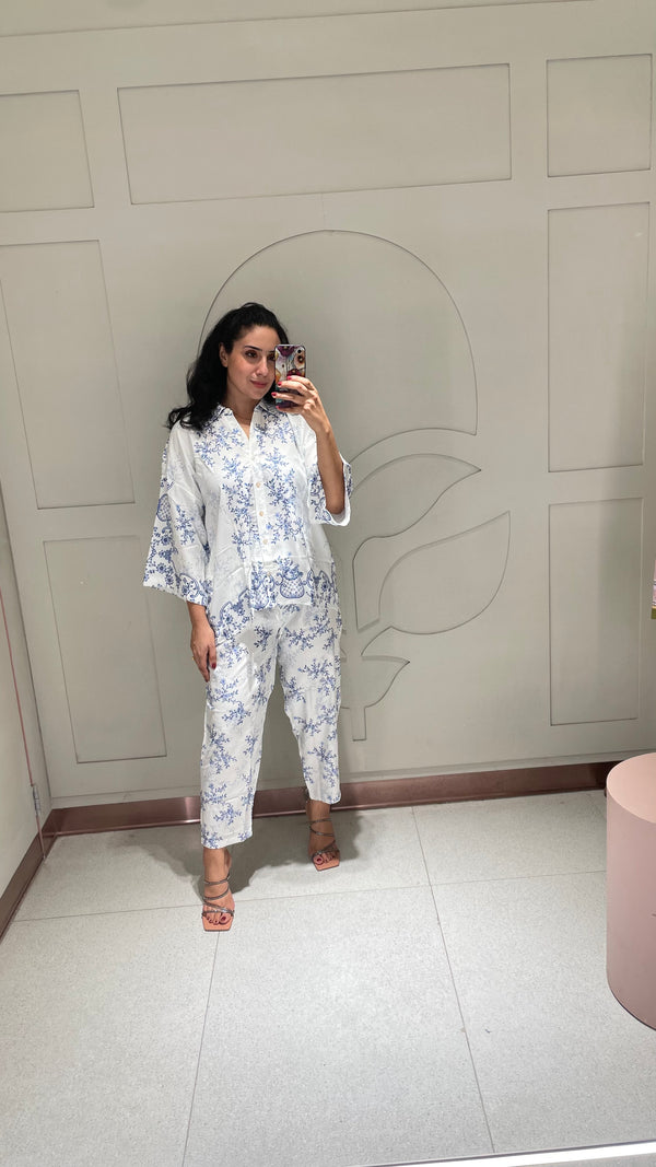 Exclusive Online - Top + Trousers