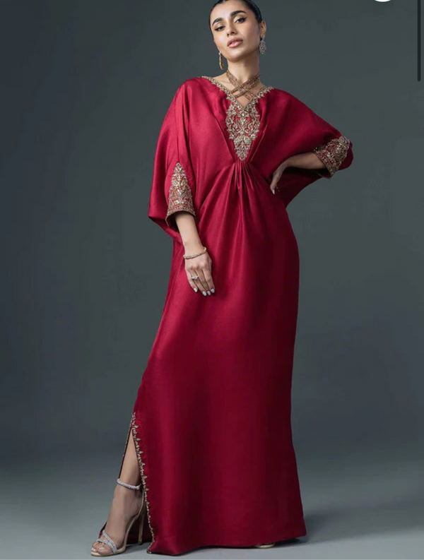 RAYA RED
