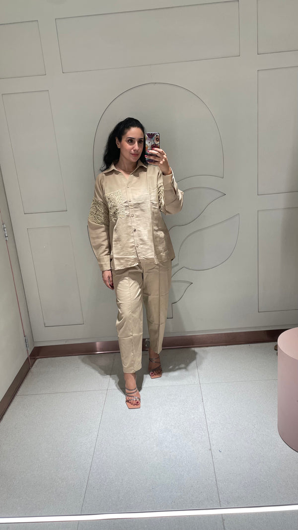 Exclusive Online - Top + Trousers