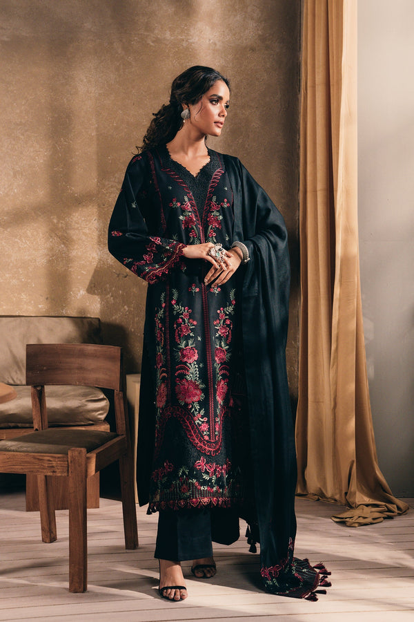 EMBROIDERED SUIT - 009