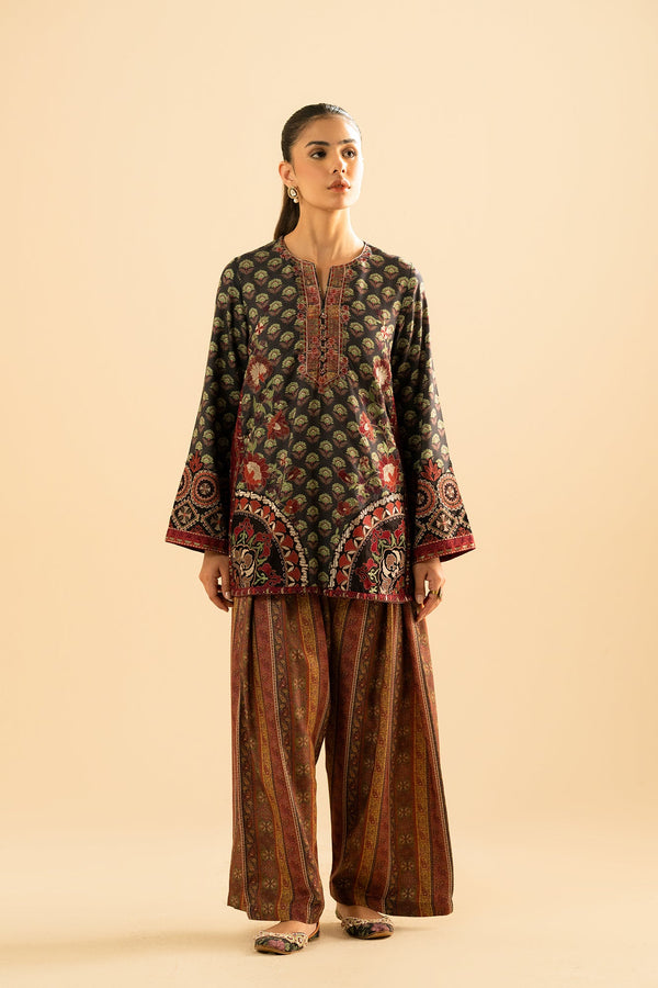 EMBROIDERED SUIT - 00022